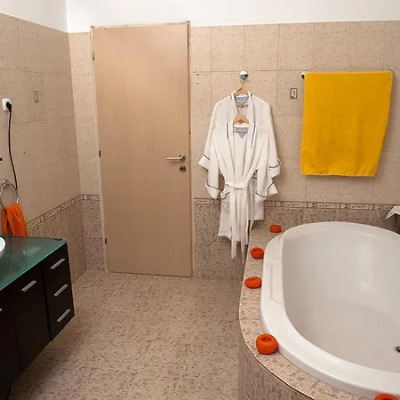 Dolce Vati Luxury Villas Villa Gennadi